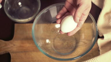 打破蛋烹饪食物烘焙成分分离蛋黄蛋白质